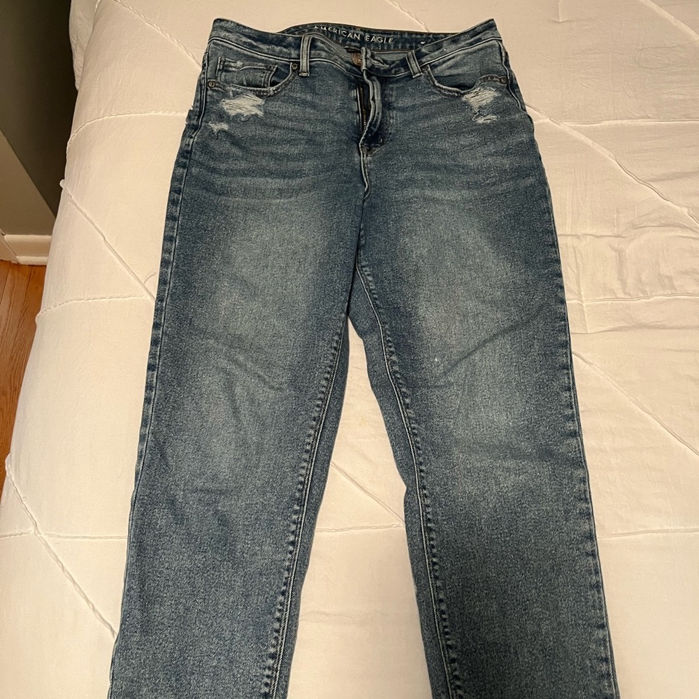 American Eagle mom jeans